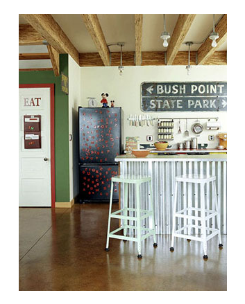 Retro Basic Porcelain &amp; Galvanized Stem Pendant Light