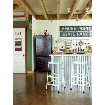 Retro Basic Porcelain &amp; Galvanized Stem Pendant Light